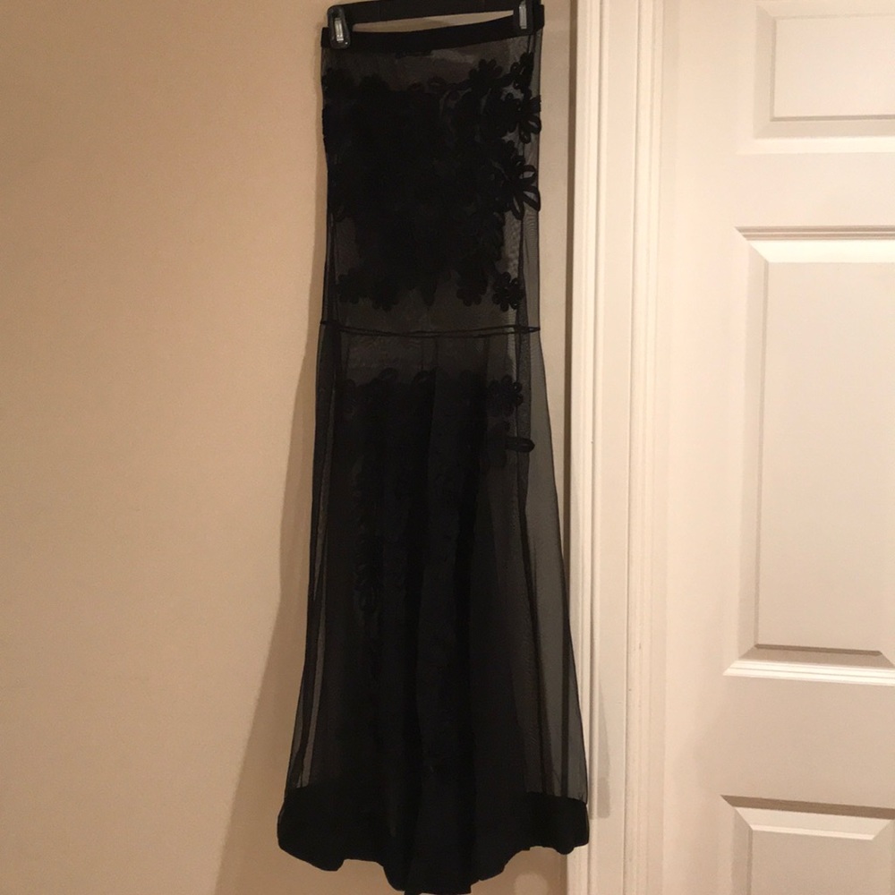 Mesh Maxi skirt